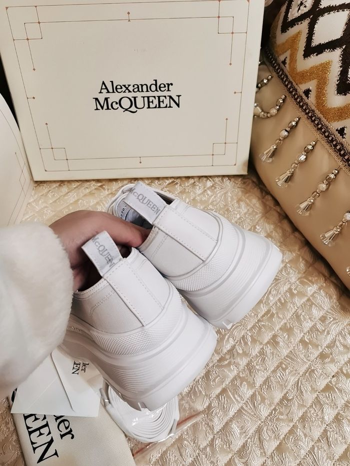 Alexander Mcqueen Couple Shoes AMS00030